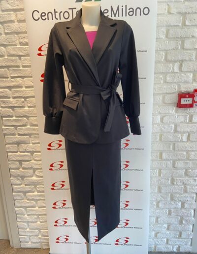 Autumn 2023 women's jacket and skirt set