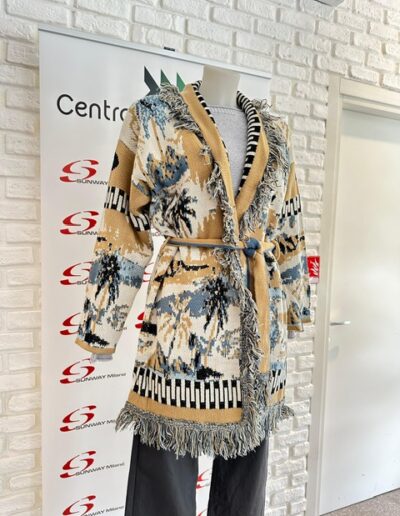 Cardigan for woman