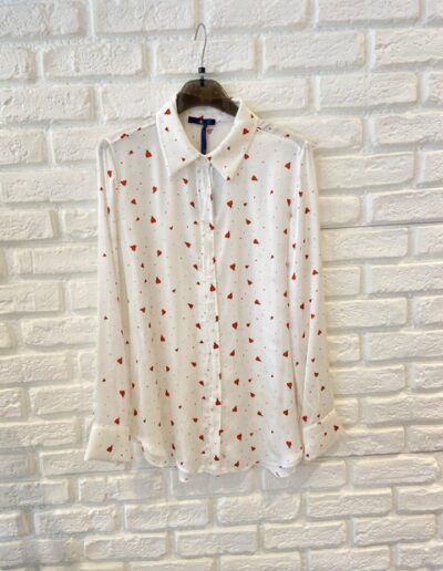 women's blusas