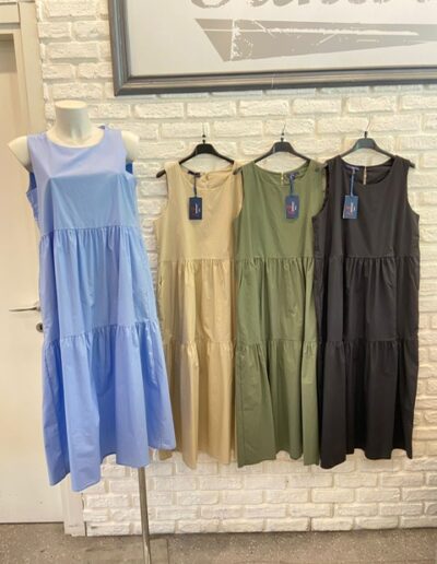 woman's clothes