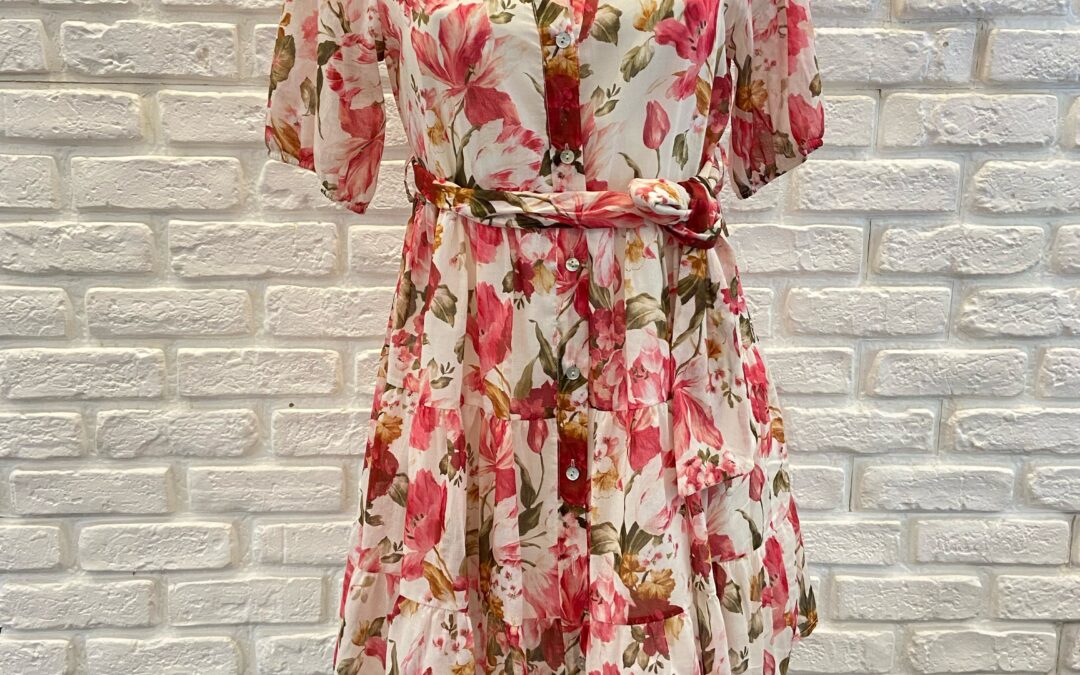 Abbigliamento Donna: Sunway Milano, Il Tuo Fornitore di Fiducia per il Pronto Moda